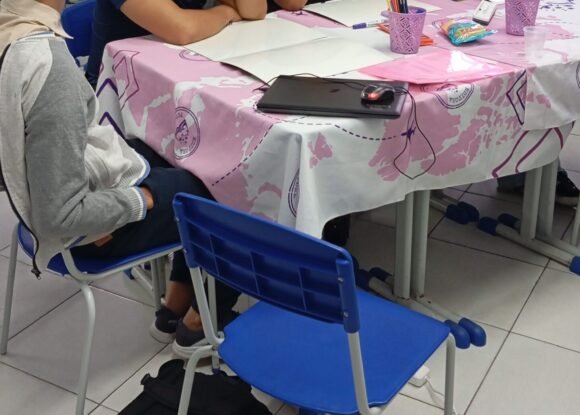 Tecendo Memórias e Criatividade: Formação inspira educadores em Feira Nova/PE