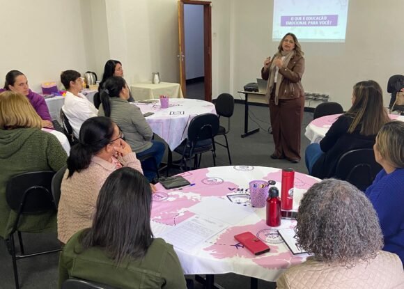 EDUCAÇÃO SOCIOEMOCIONAL É TEMA DE FORMAÇÃO EM CAETÉ/MG