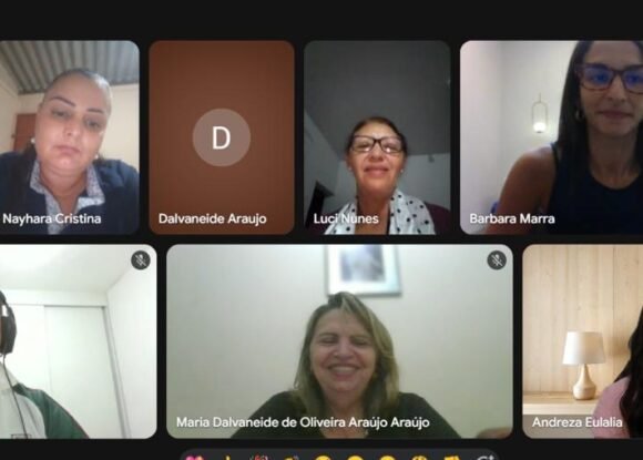 O Som da Aprendizagem: Recursos Multimídia e Criatividade no Ensino de Inglês em Coromandel